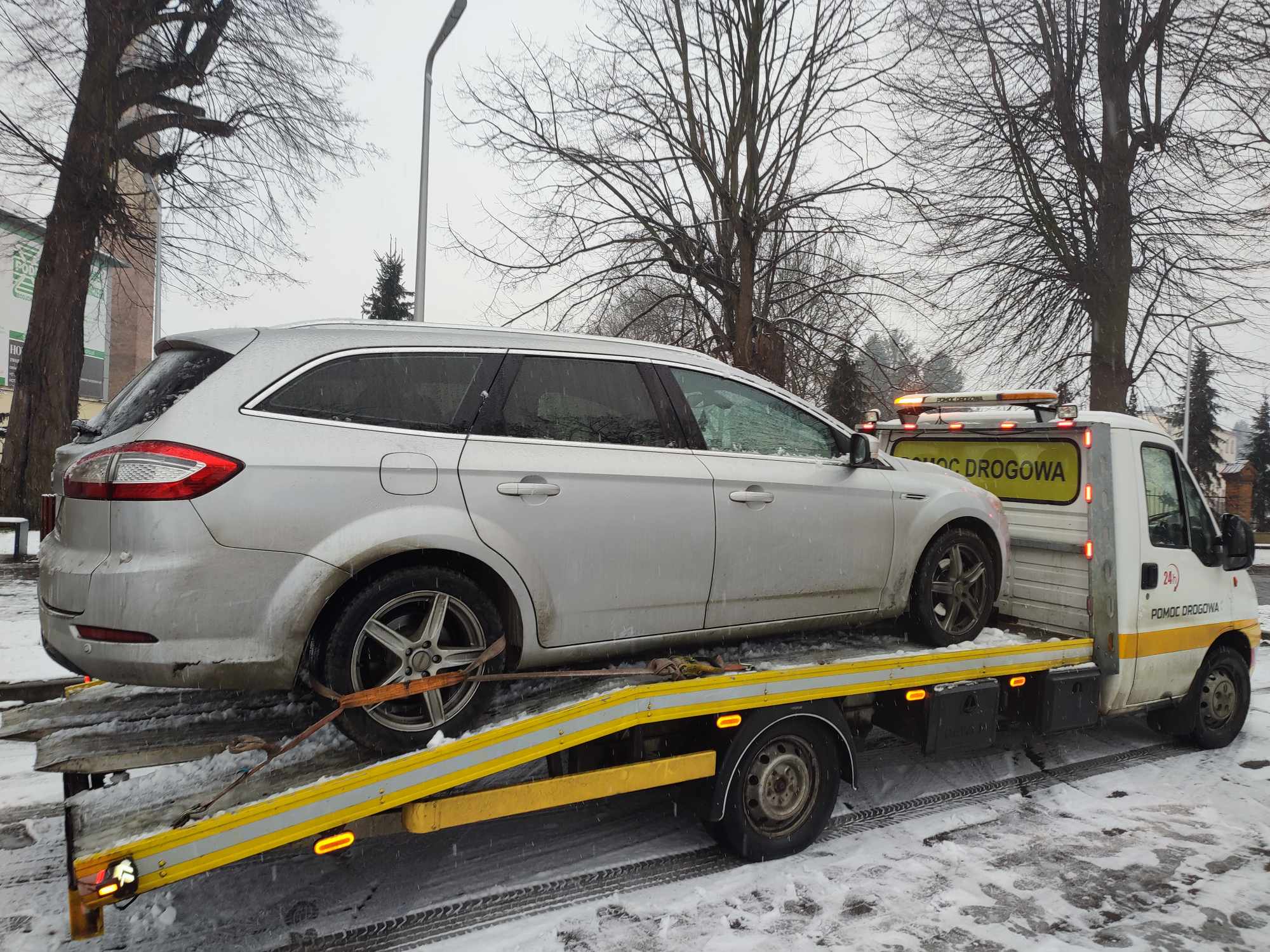 Tło witryny, pomoc dogowa LawetaExpress